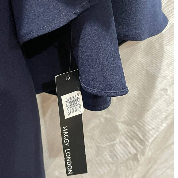 NWT- MAGGIE LONDON COLD SHOULDER DRESS - Picture 8 of 9